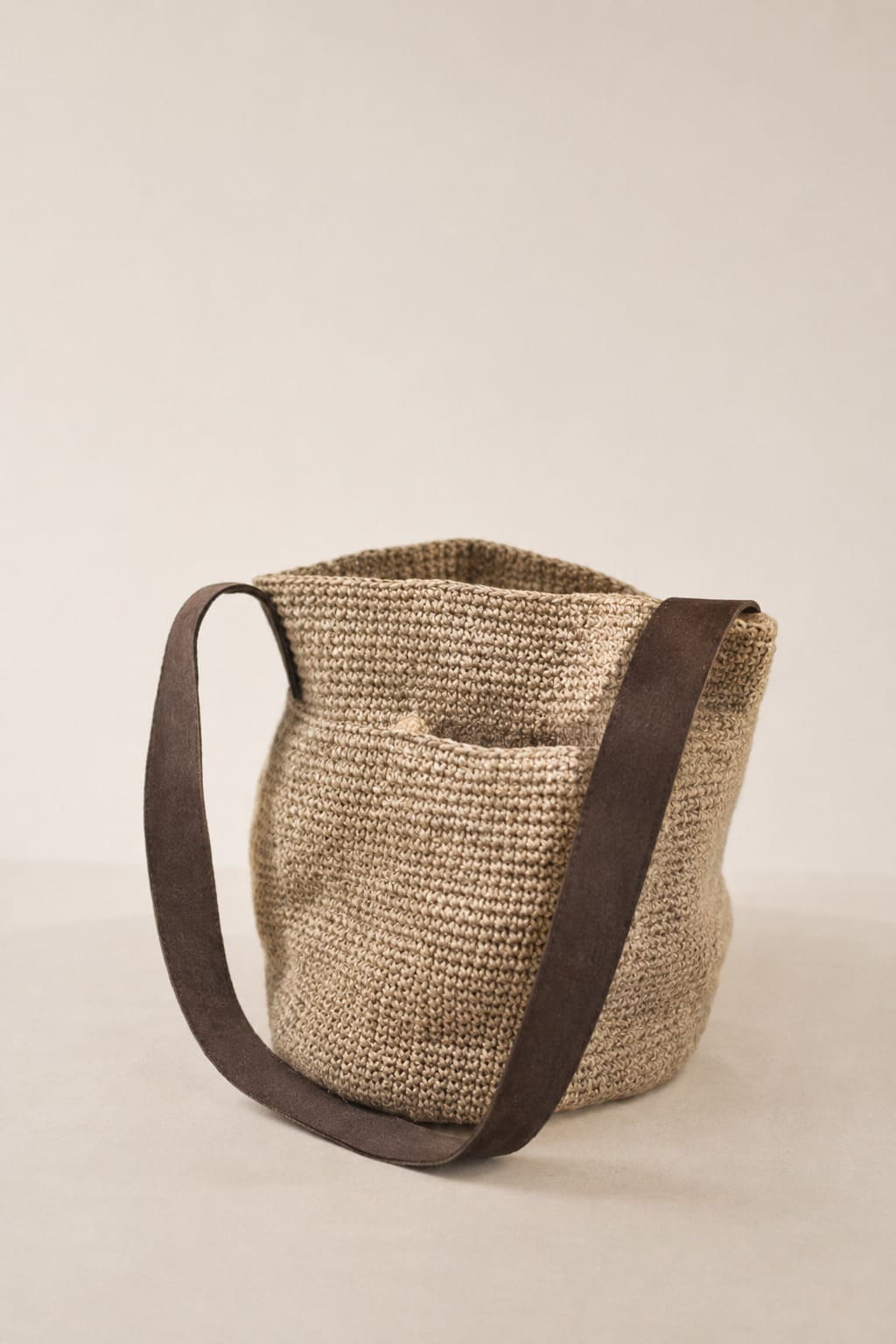 Bolso Bola de yute M con asa en 2 colores